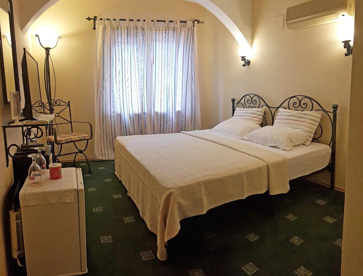 A&B Home Hotel Гёчек Экстерьер фото